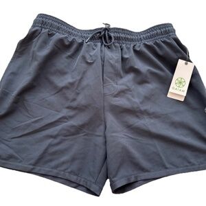 Gaiam Lunge Shorts 5” Built-In Brief Cool Grey Zip Back Pocket Men's Large L